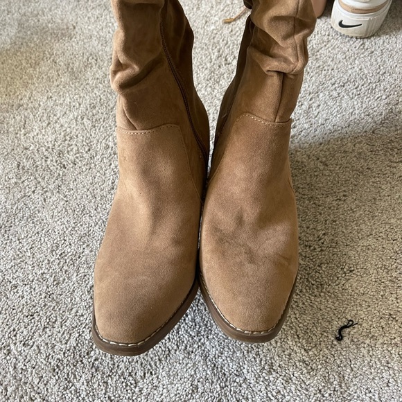 Women's Harlan Dress Boots - Universal Thread™ Taupe - Picture 3 of 4